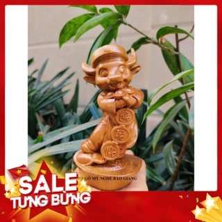 Tượng con trâu bằng gỗ