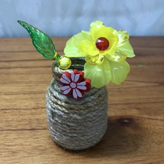 Cành hoa pha lê nhựa và hạt cườm