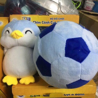 Bộ chim cánh cụt và bóng nhồi bông