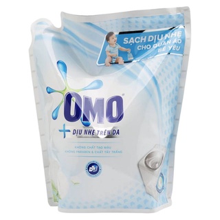Nước giặt Omo Matic dịu nhẹ trên da túi 2.3kg