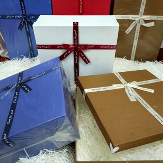 [SIÊU ĐẸP, SIÊU TO KHỔNG LỒ]Hộp quà hình vuông size khổng lồ( kích thước 40cm x 40cm x 15cm)