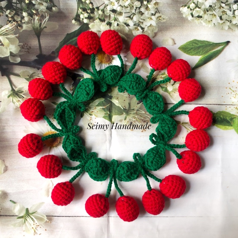 Móc khoá cherry bằng len