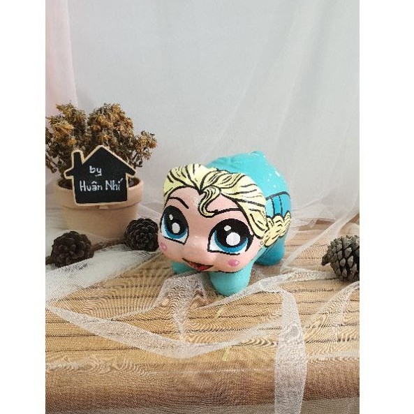 Heo đất handmade - Nữ hoàng Elsa
