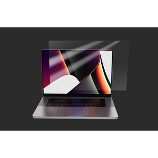 Dán màn hình Innostyle Crystal Clear Screen Protector for Macbook 14"/16" 2021