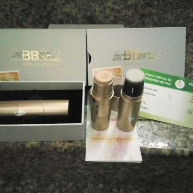Kem nền BB Stick