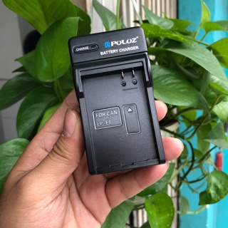 Sạc Dành Cho Pin Máy Ảnh CANON LP-E8 - Hiệu Puluz
