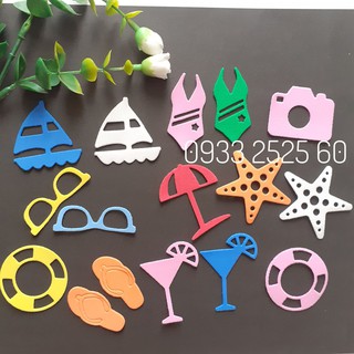 18 dụng cụ bãi biển, bằng xốp, 9 mẫu:dép lào, thuyền, áo tắm, dù, mắt kính, ly nước, phao, ngôi sao biển, camera-mầm non