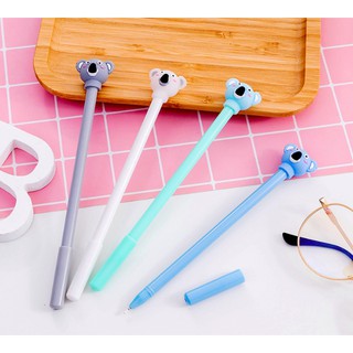 Combo 6 cây viết mực mẫu đẹp. Mực màu đen.  Giá 40k/6 cây. Hàng đẹp luôn có sẵn nha các bạn. Tặng thêm 6 ruột
