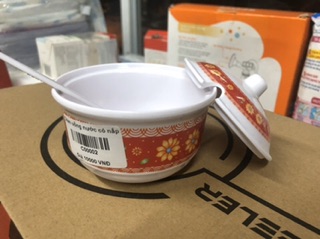 Chén nhựa Thái uống nước có nắp cho bé sơ sinh