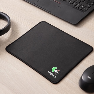 Lót Chuột Logitech 18x22x0,2cm