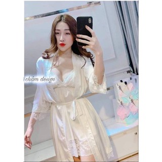 váy ngủ trắng kèm choàng tay và gấu có ren mi