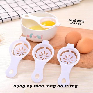 Dụng cu tách lòng đỏ trứng nhỏ gọn
