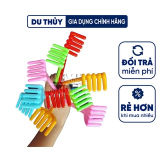Cây gãi lưng bằng nhựa Châu Hưng, chiều dài 38cm tự gãi, 5 màu sắc, nhựa loại 1 bền chắc, đẹp của gia dụng Du Thủy