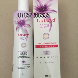 Dung dịch vệ sinh phụ nữ Lactacyd soft &amp; silky 250ml