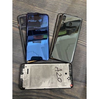 Thay bộ vỏ samsung A20 zin hãng