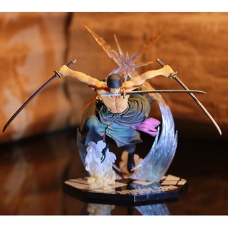 Mô Hình Nhân Vật Roronoa Zoro ngậm kiếm kèm hiệu ứng nước Trong One Piece
