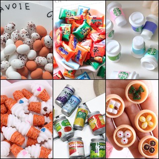 Mô hình gói mì các loại trứng và ly cà phê