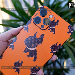 Skin dán Iphone 14 pro max, 14 pro, 14, 13 pro max, 13 pro, 13, 13 mini, 12 pro max, ... đủ dòng iphone mẫu LV pups