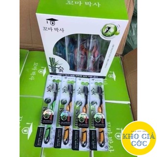 Hộp 30 cái Bàn Chải Đánh Răng Than Tre Hoạt Tính Bossi Hàn Quốc