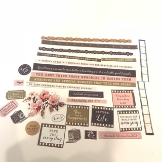 Set trang trí cắt sẵn-Die cut Vintage Memories