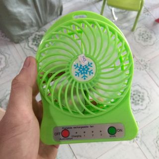 Quạt cầm tay