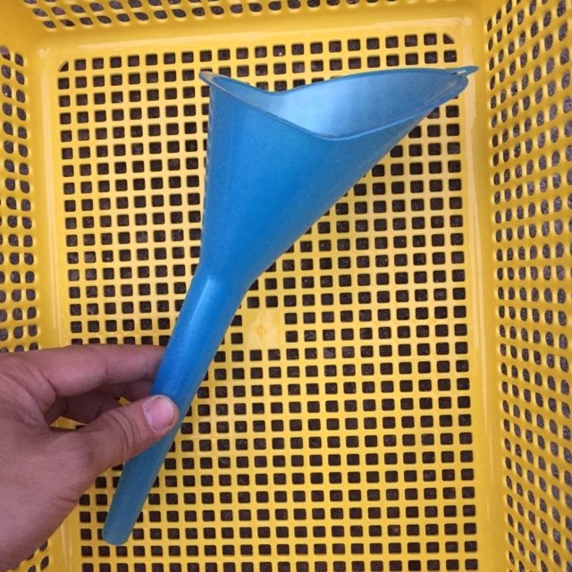 Phễu đổ dầu, nhớt (loại dài 25cm)