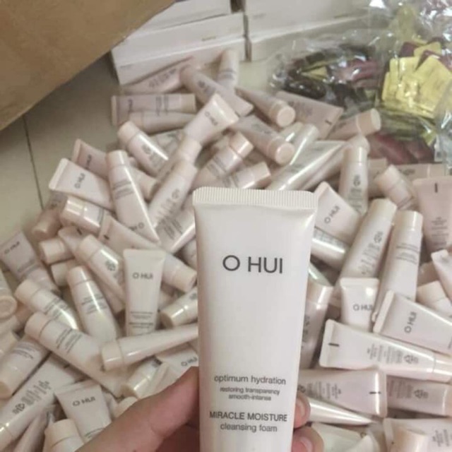 SỮA RỬA MẶT OHUI HỒNG MINI