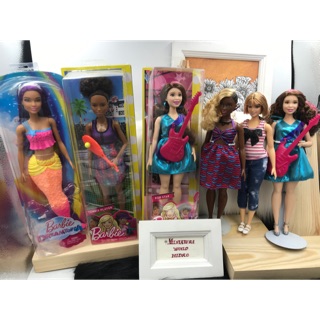 Búp bê Barbie fashionistas chính hãng. Búp bê da đen. Búp bê Barbie mập. Búp bê Barbie nghề nghiệp. Tiên cá