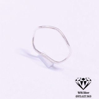 Nhẫn nữ bạc dạng sóng trơn ảnh chụp thật - nhẫn bạc bibi silver