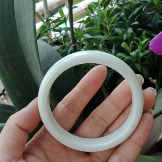 Freeship 99k TQ_Vòng đá tự nhiên phong thủy trong veo