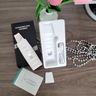 Máy tẩy da chết sủi tế bào chết sạch sâu bằng sóng ion cầm tay
