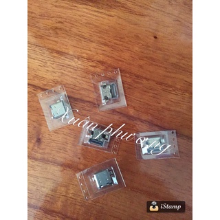 Chân sạc Vsmart Star 3