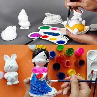 Bộ tô tượng gồm 8 tượng 6 hộp mầu và 2 cọ