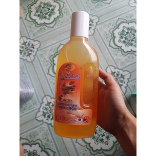 NƯỚC LAU SÀN THẢO DƯỢC TINH DẦU QUẾ 650ML