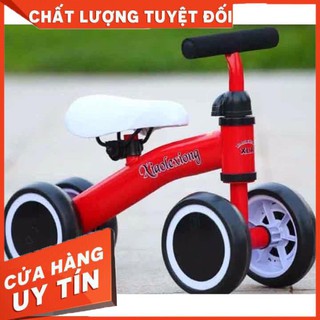 Xe thăng bằng 4 bánh cho bé xe chòi chân