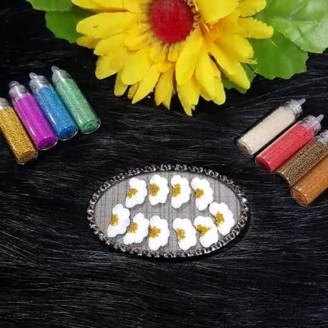 Hoa bột + đá móng