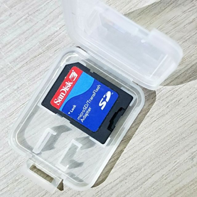 Adaptor chuyển MicroSD thành SD
