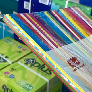 Xấp 100 tờ giấy A4 gồm 5 màu