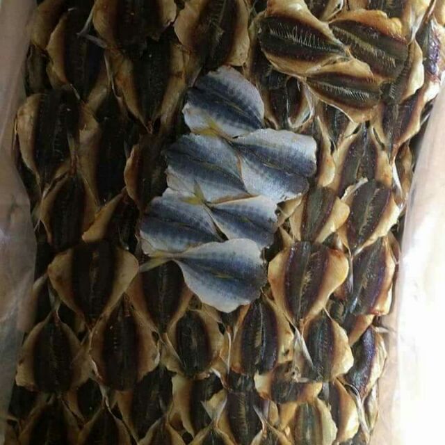 Cá chỉ vàng khô