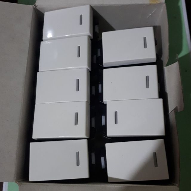 Hạt công tắc 1 chiều S18CC
