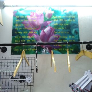 Kệ gắn tường chữ U