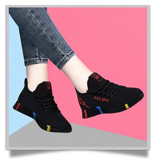 Giày sneaker thể thao nữ thời trang mới nhất buộc dây siêu nhẹ V245