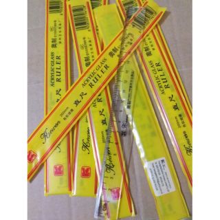 Thước 20cm cứng