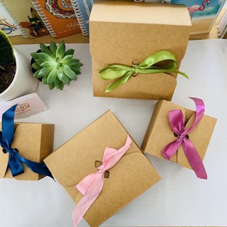 Hộp kraft thăt nơ vuông 10x10 cm và 15x15cm và 25x15cm