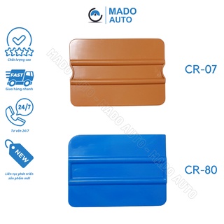Gạt nhựa cao cấp chữ nhật dán Decal ô tô xe máy điện thoại laptop MADO AUTO