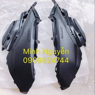 Yếm gác chân sau Vario click đời mới chính hãng