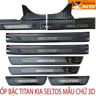 Ốp Bậc Cửa Xe Kia Seltos 2021 - 2022 Mẫu Titan cao cấp vân sước