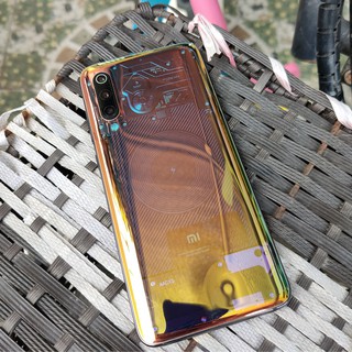 Nắp lưng Xiaomi Mi 9 hiệu ứng siêu đẹp