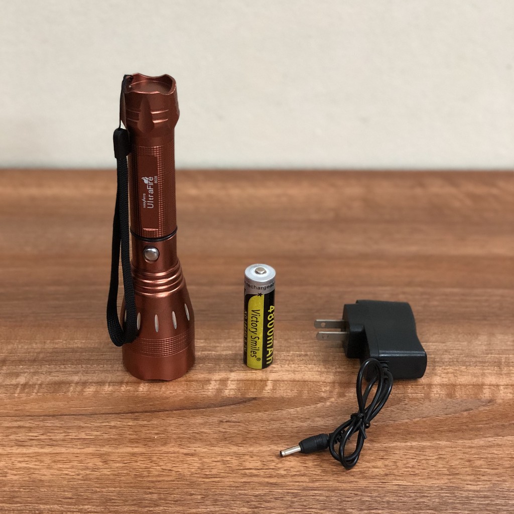 Đèn pin UltraFire 8028
