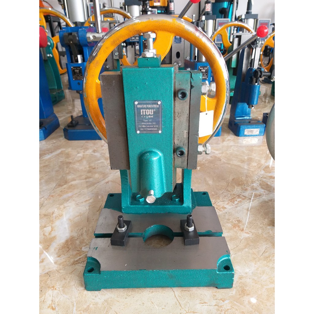 MÁY DẬP BÁNH ĐÀ MINI 1T